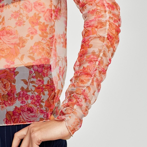 Zara floral ruched mesh blouse - Picture 4 of 5